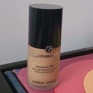 Giorgio Armani Luminous Silk Foundation 7.5